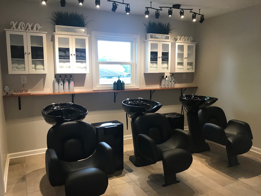 Shag Salon & Spa | 10624 Watterson Trail, Jeffersontown, KY 40299, USA | Phone: (502) 907-0083