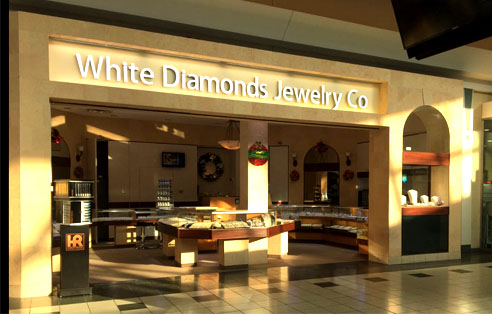 White Diamonds Jewelry co | 96 River Oaks Dr a29, Calumet City, IL 60409, USA | Phone: (708) 832-9450
