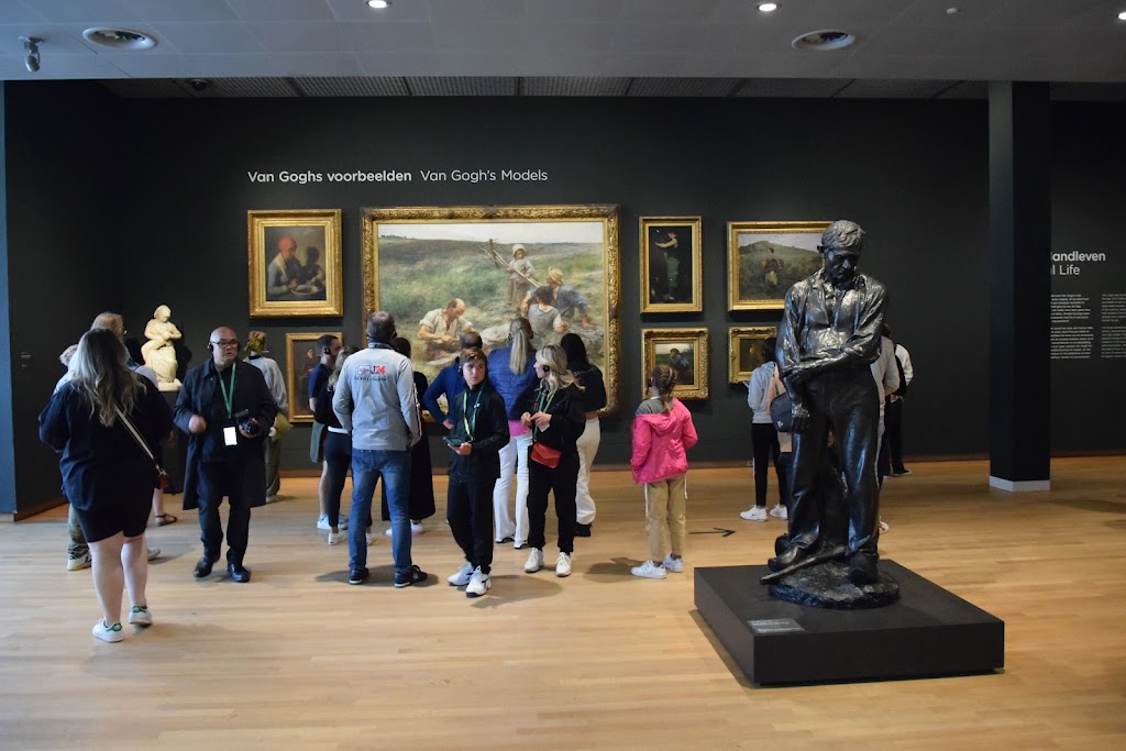 Van Gogh Museum | Museumplein 6, 1071 DJ Amsterdam, Netherlands | Phone: 020 570 5200