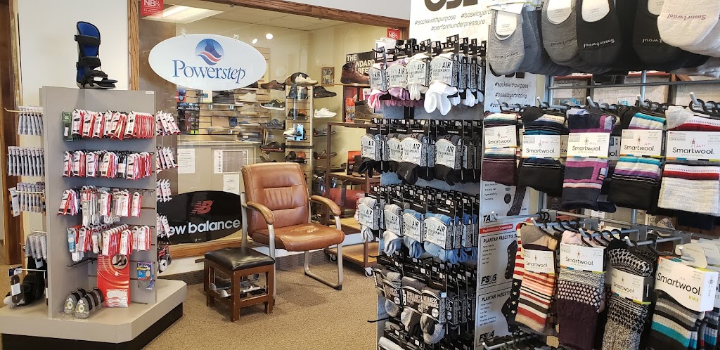 The Shoe Horn Comfort Shoe Store | 2410 State Rd, Cuyahoga Falls, OH 44223 | Phone: (330) 303-1863