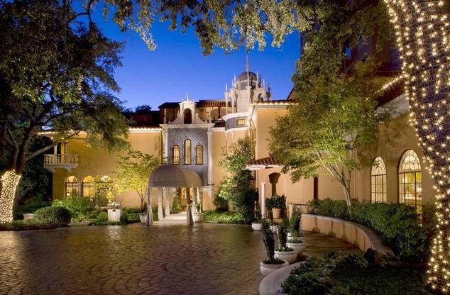 Rosewood Mansion on Turtle Creek | 2821 Turtle Creek Blvd, Dallas, TX 75219, USA | Phone: (214) 559-2100