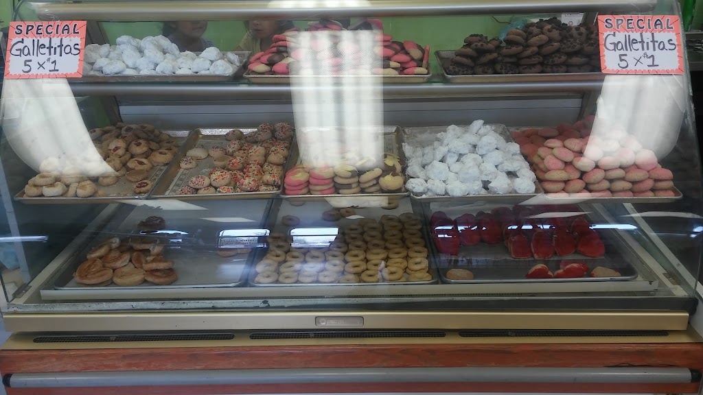 Los Quetzales Bakery | 2427 Niles St, Bakersfield, CA 93306, USA | Phone: (661) 324-4312