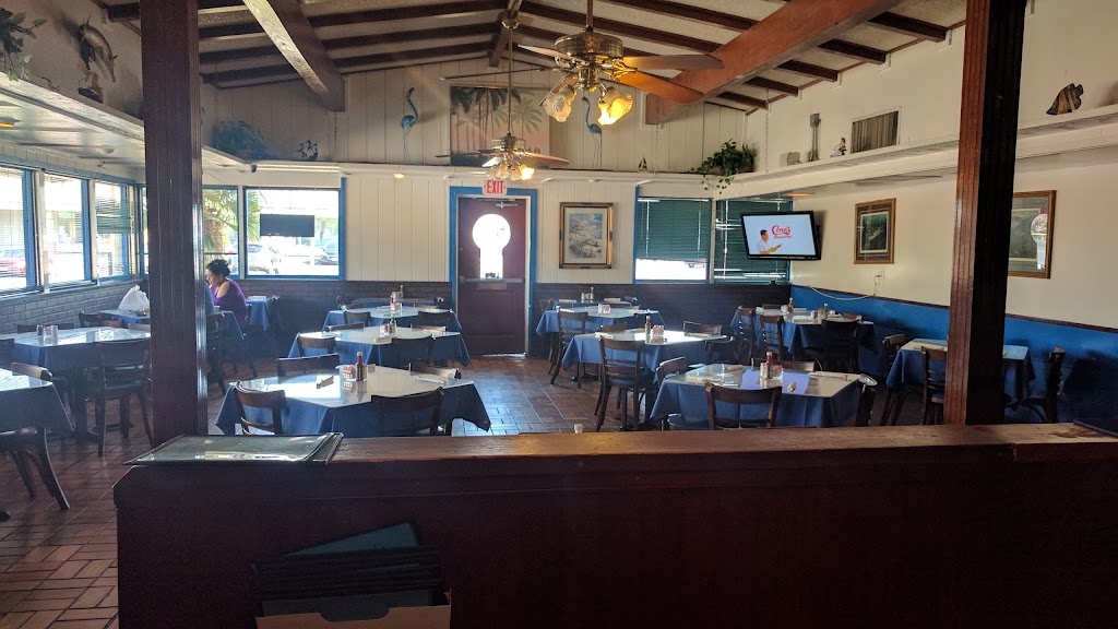 La Isla Restaurant | 2201 E Pioneer Pkwy, Arlington, TX 76010, USA | Phone: (817) 459-1498