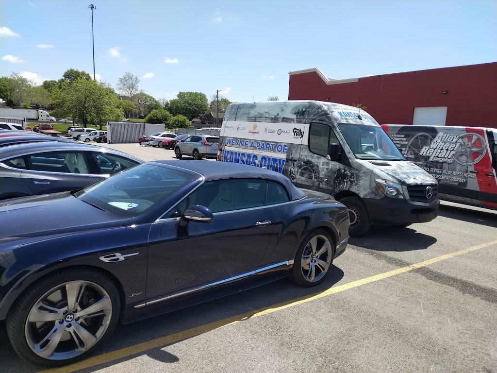 Eveland Bros. Collision Repair, Inc. | 7200 W Frontage Rd, Shawnee, KS 66203, USA | Phone: (913) 262-6050