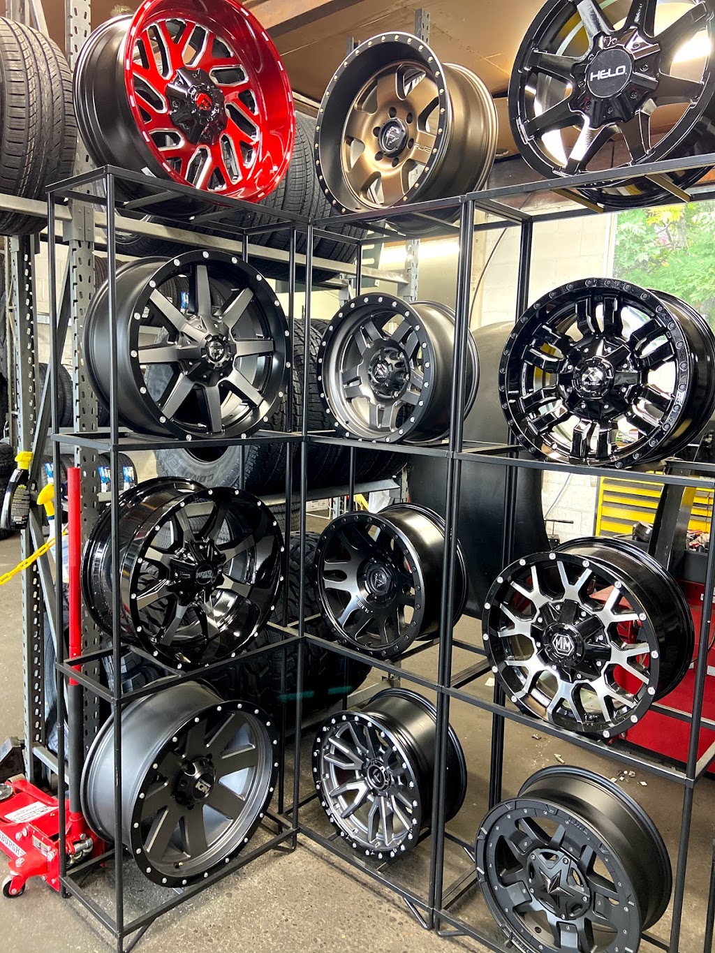 Unique Tires and Wheels | 9116 Washington Blvd SW, Lakewood, WA 98498, USA | Phone: (253) 448-2299