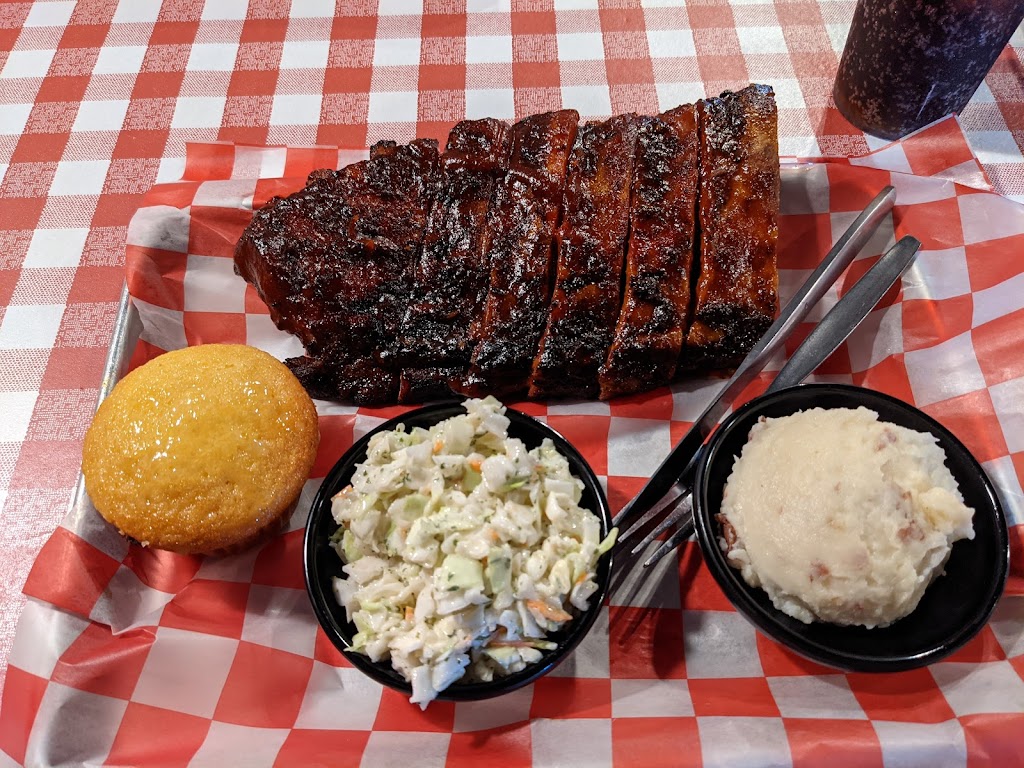 Famous Daves Bar-B-Que | 36601 Warren Rd, Westland, MI 48185, USA | Phone: (734) 595-1000