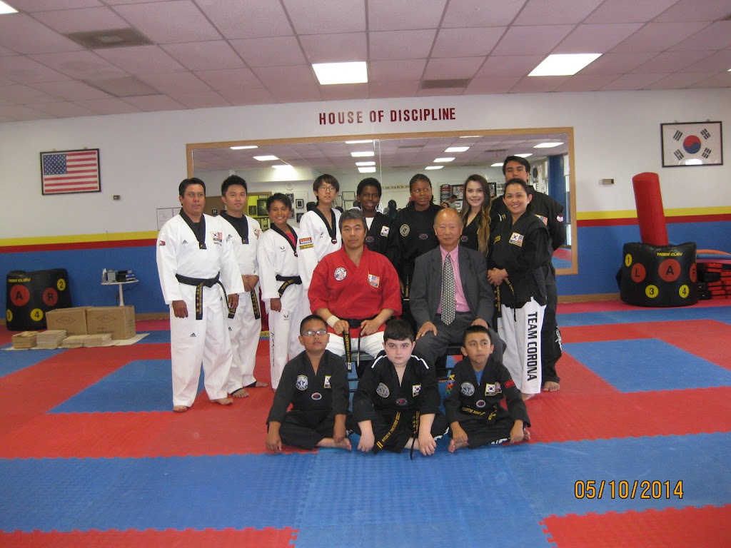 Corona USA Taekwondo Hapkido Martial Arts Center - health  | Photo 10 of 10 | Address: 1690 W 6th St, Corona, CA 92882, USA | Phone: (951) 734-9000