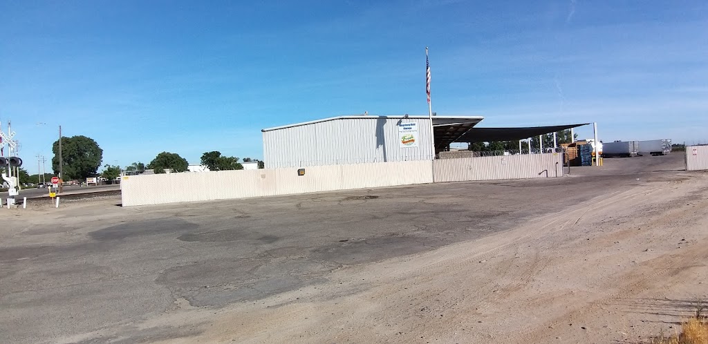 Kingsburg Kold Storage | 201 W Stroud Ave, Kingsburg, CA 93631, USA | Phone: (559) 897-9401