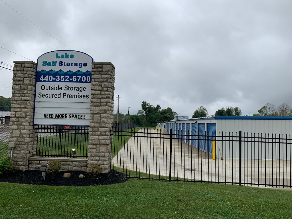 Lake Self Storage | 1285 N Ridge Rd, Painesville, OH 44077 | Phone: (440) 352-6700