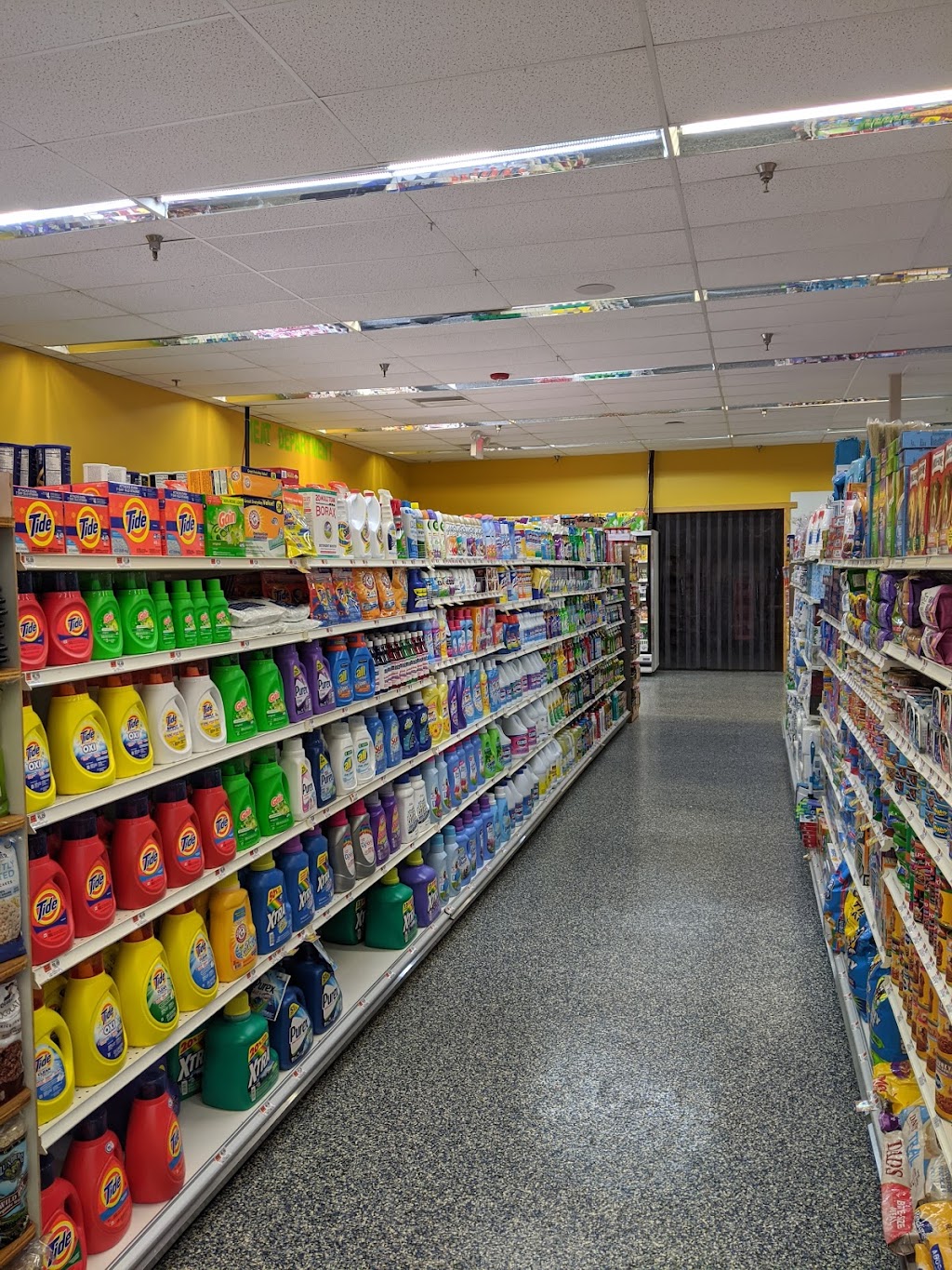 FreshTown Supermarket | 400 John F Kennedy Way, Willingboro, NJ 08046, USA | Phone: (609) 733-3019