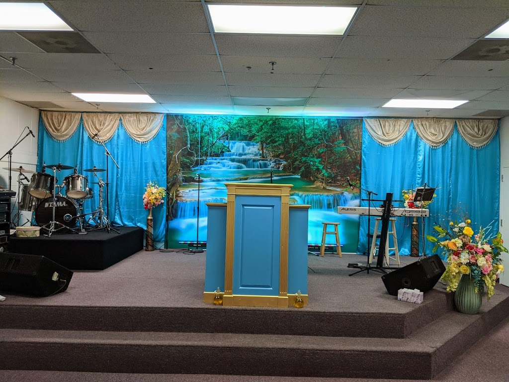 Iglesia Pentecostés Visión Nueva | 136 E Dorsett Ave, Asheboro, NC 27203, USA | Phone: (336) 257-4444