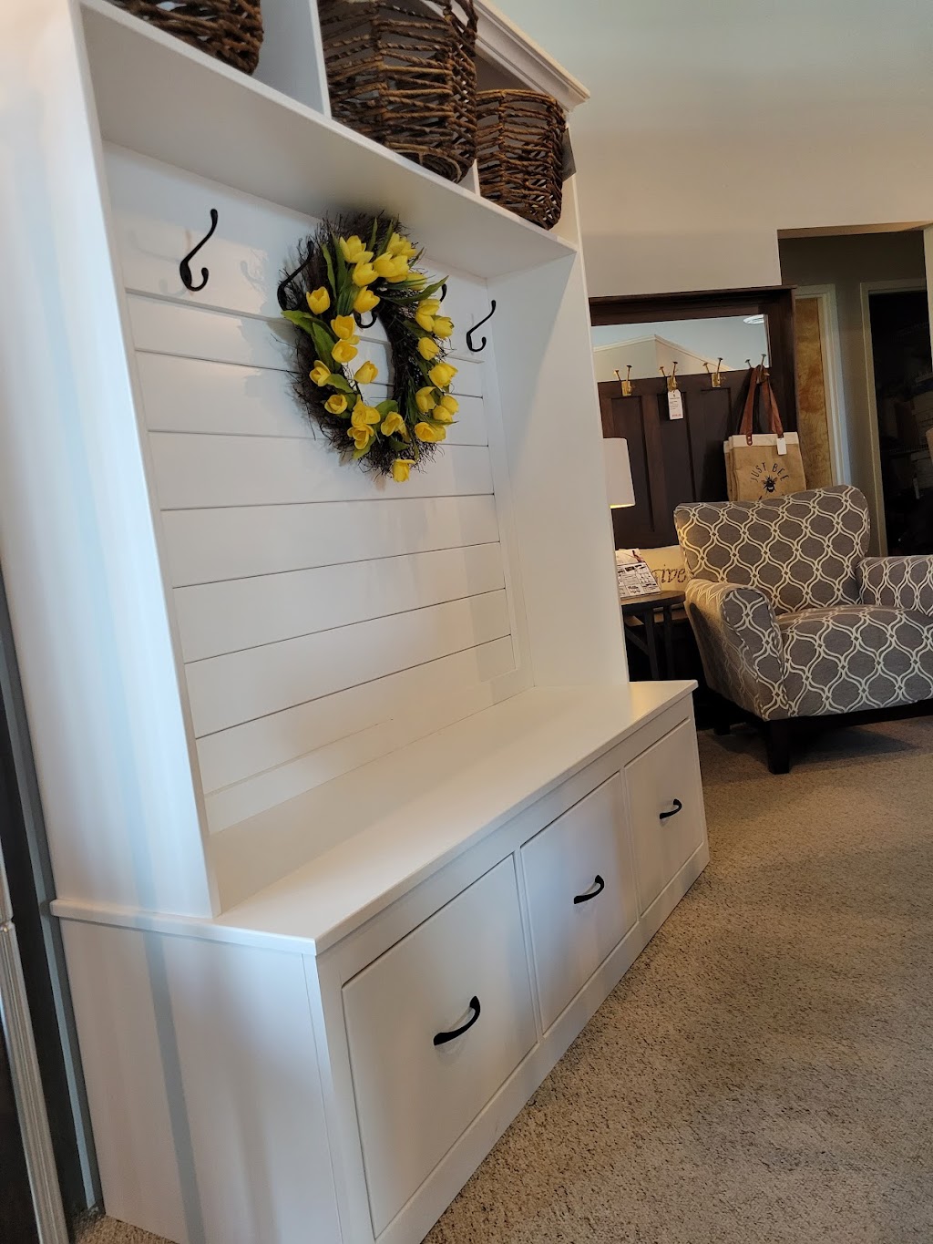 Furniture Nook-North Royalton | 10147 Royalton Rd # A, North Royalton, OH 44133, USA | Phone: (440) 582-9903