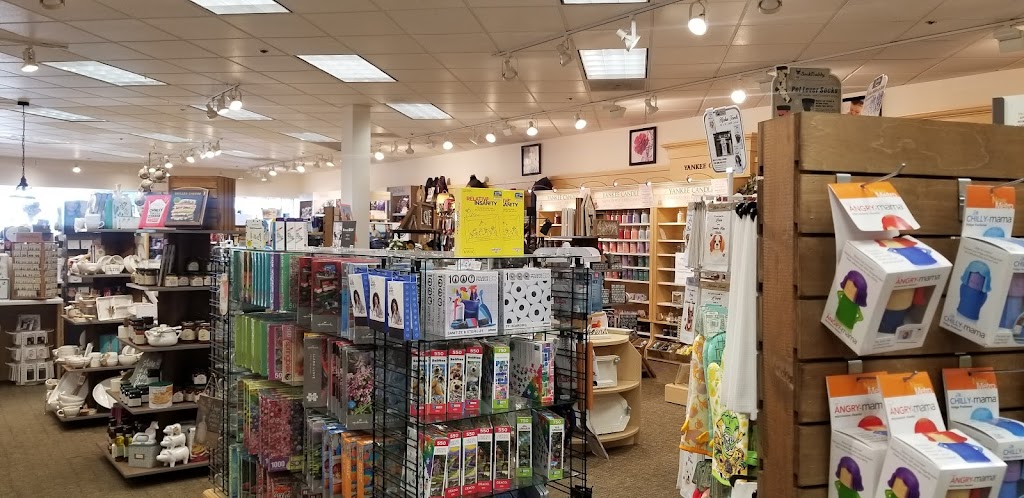 Normans Hallmark Shop | Village At Newtown, 2860 S Eagle Rd, Newtown, PA 18940 | Phone: (215) 968-6530