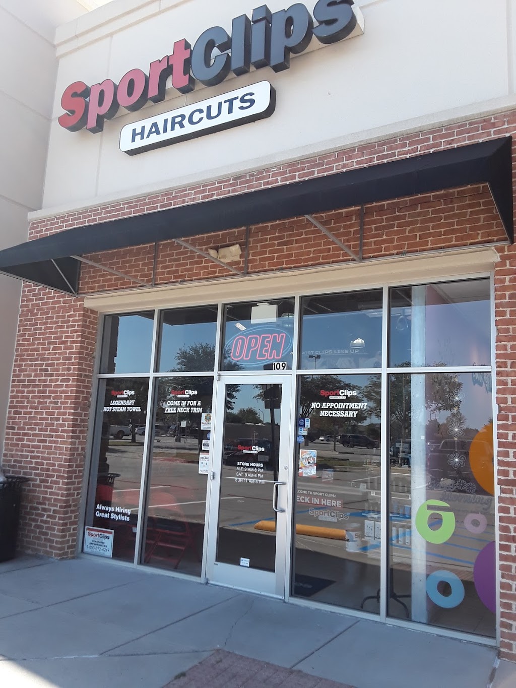 Sport Clips Haircuts of Denton - Teasley | 5017 Teasley Ln Suite 109, Denton, TX 76210, USA | Phone: (940) 243-5100