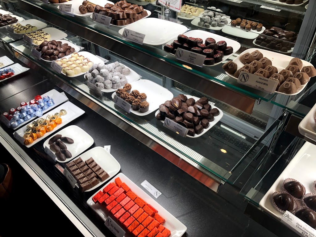 University Place | 201 S Estes Dr, Chapel Hill, NC 27514, USA | Phone: (919) 945-1900