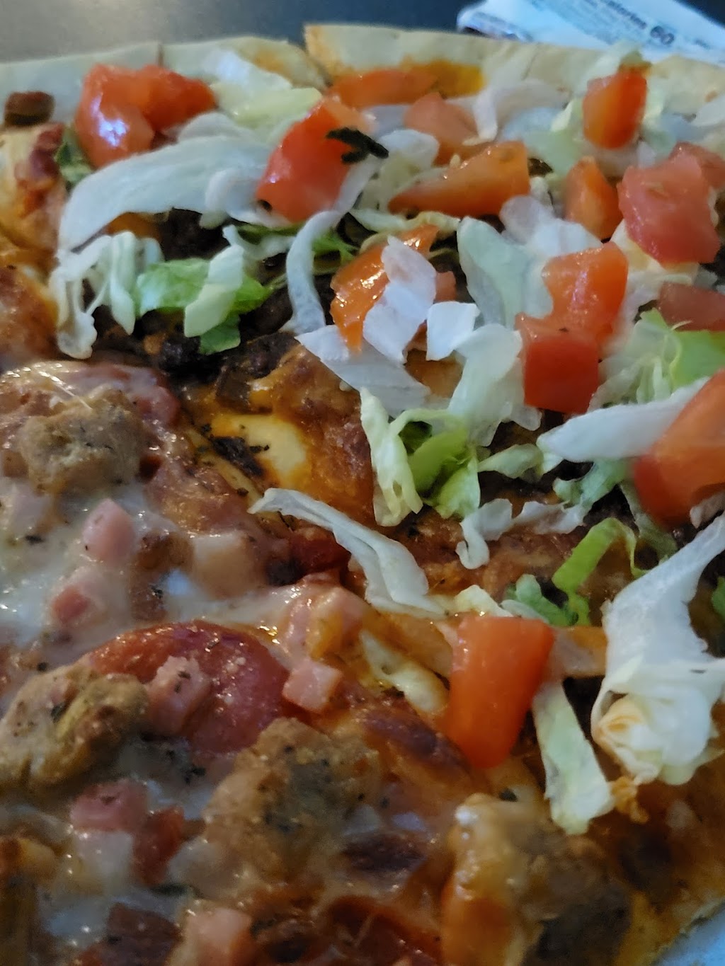 Pats Pizza & Pub | 55 E Main St, West Jefferson, OH 43162, USA | Phone: (614) 879-5433