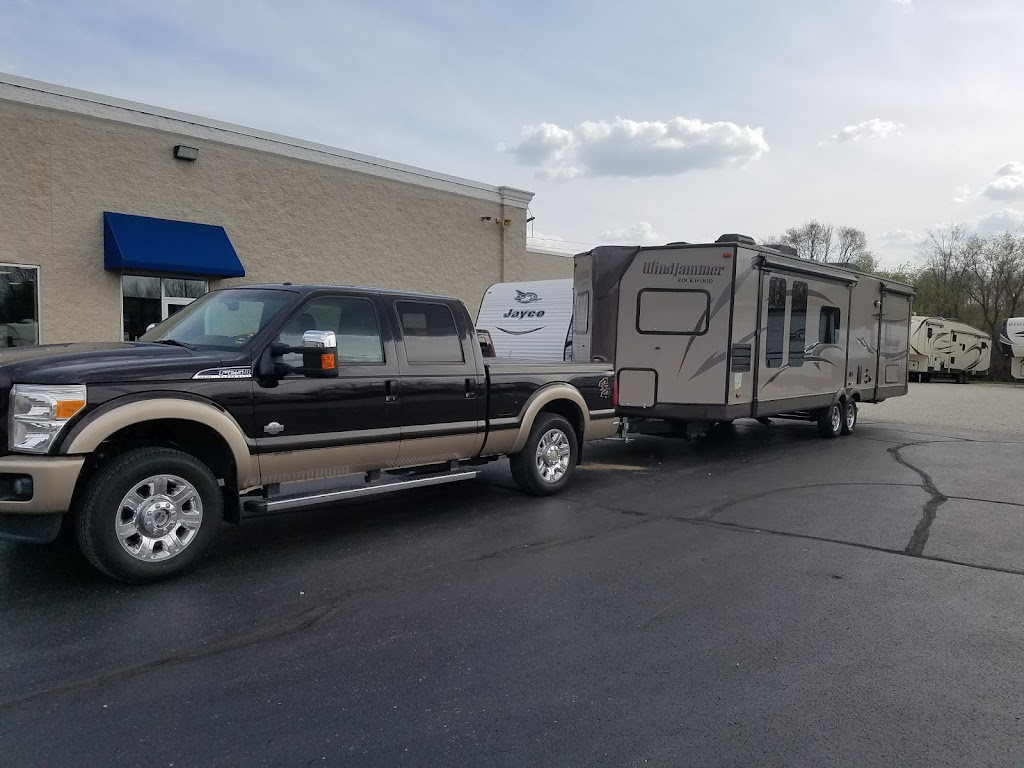 Kunes Freedom RV | 825 Addison Rd, Slinger, WI 53086, USA | Phone: (262) 644-7722