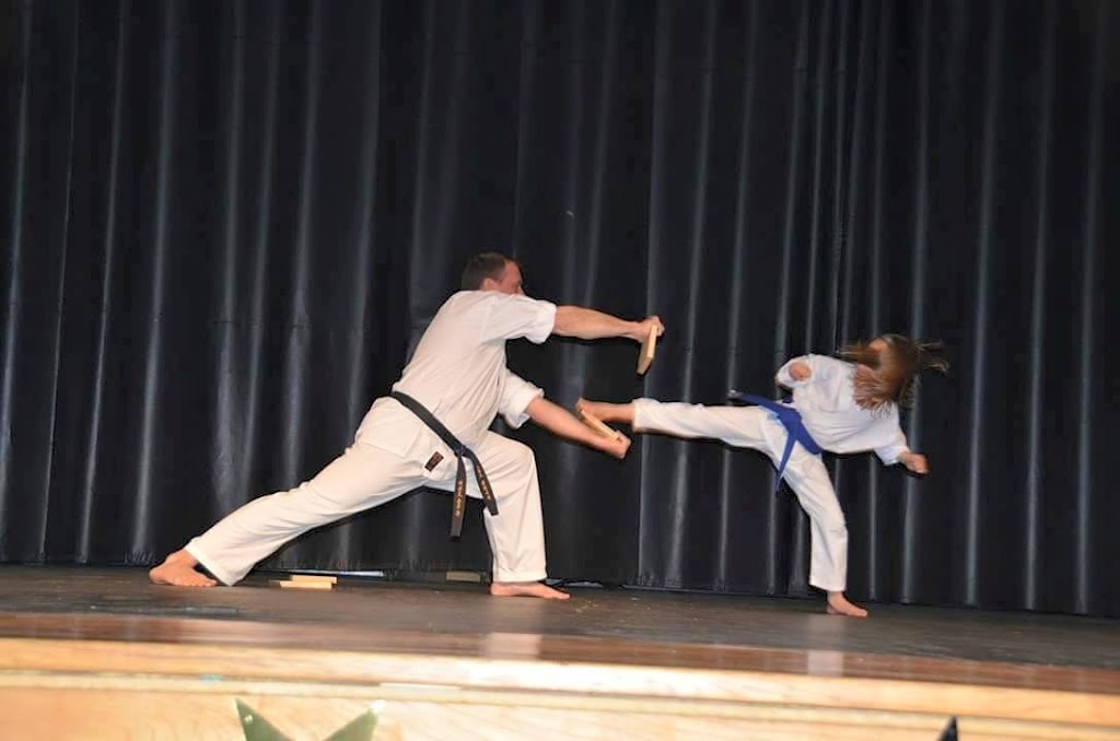 Universal Karate Academy | 212 W Plane St, Bethel, OH 45106, USA | Phone: (513) 919-2895