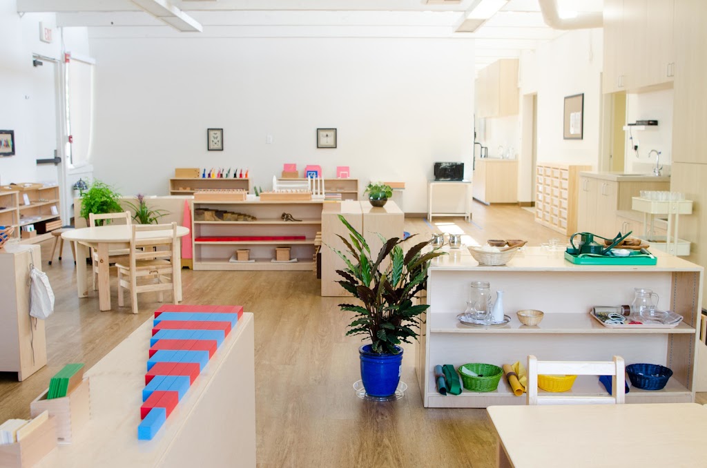 Guidepost Montessori at Leavenworth | 571 Metropolitan Ave, Leavenworth, KS 66048, USA | Phone: (949) 569-9098