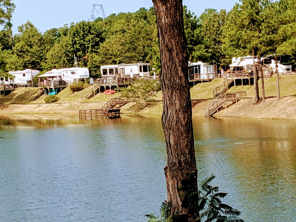 Davis Lakes & Campgrounds | 200 Byrd St, Suffolk, VA 23434, USA | Phone: (757) 539-1191