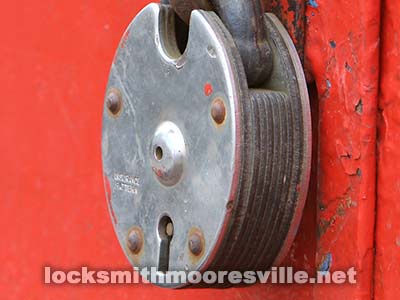 Locksmith Mooresville | 123 Waterlynn Ridge Rd, Mooresville, NC 28117 | Phone: (704) 322-3064