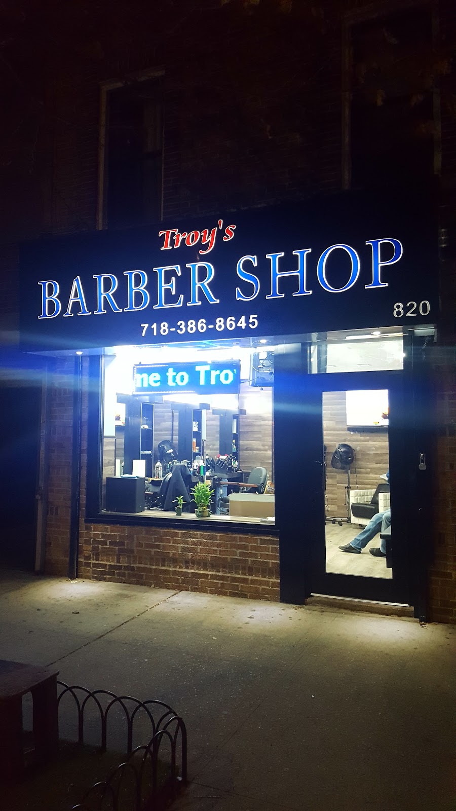 Troy’s Barber Shop | Cornelia Street, Entrance on, 820 Wyckoff Ave, Brooklyn, NY 11237, USA | Phone: (718) 386-8645