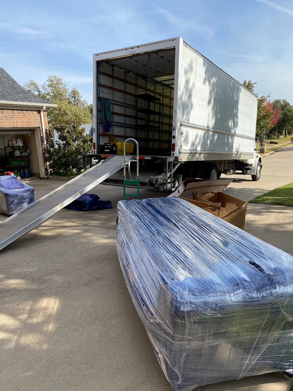 Evolution Moving Company | 3320 Dooling St, Fort Worth, TX 76111, USA | Phone: (682) 651-5505