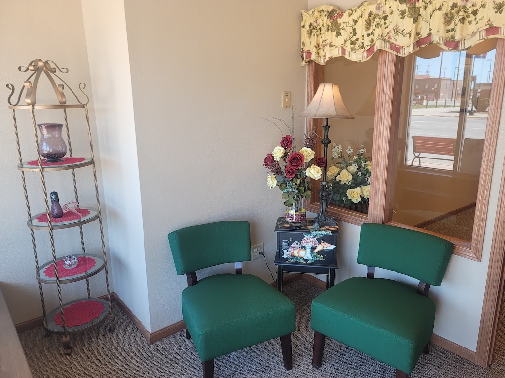 Heritage Funeral Home | 206 E Central Ave, El Dorado, KS 67042, USA | Phone: (316) 321-1001