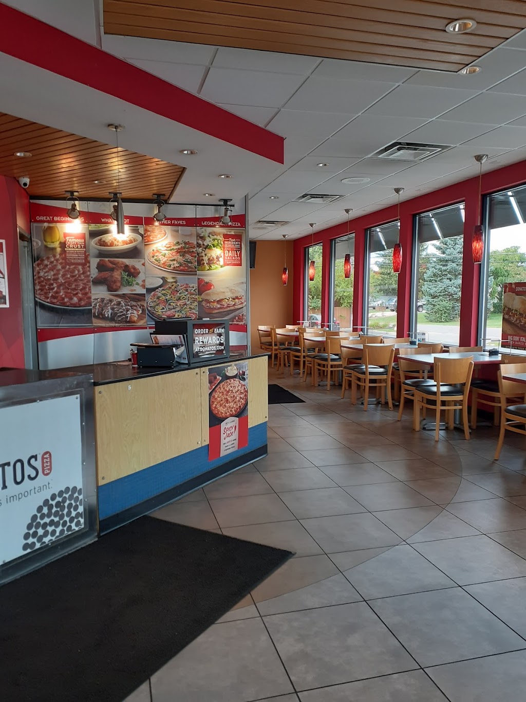 Donatos Pizza | 4405 Alum Creek Dr, Columbus, OH 43207, USA | Phone: (614) 492-2800