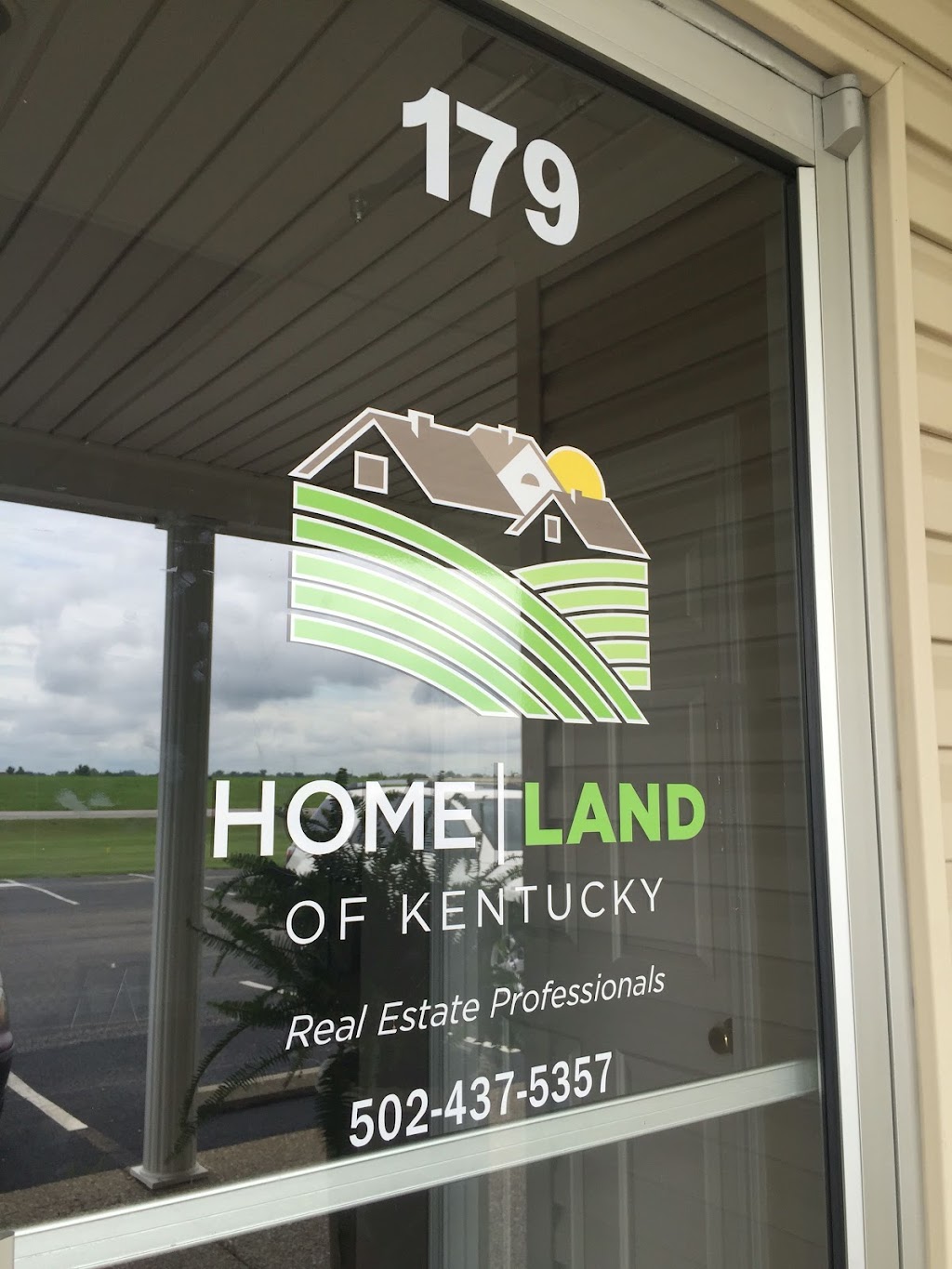 HOME|LAND of Kentucky Real Estate Professionals | 179 Alpine Rd, Shelbyville, KY 40065, USA | Phone: (502) 437-5357