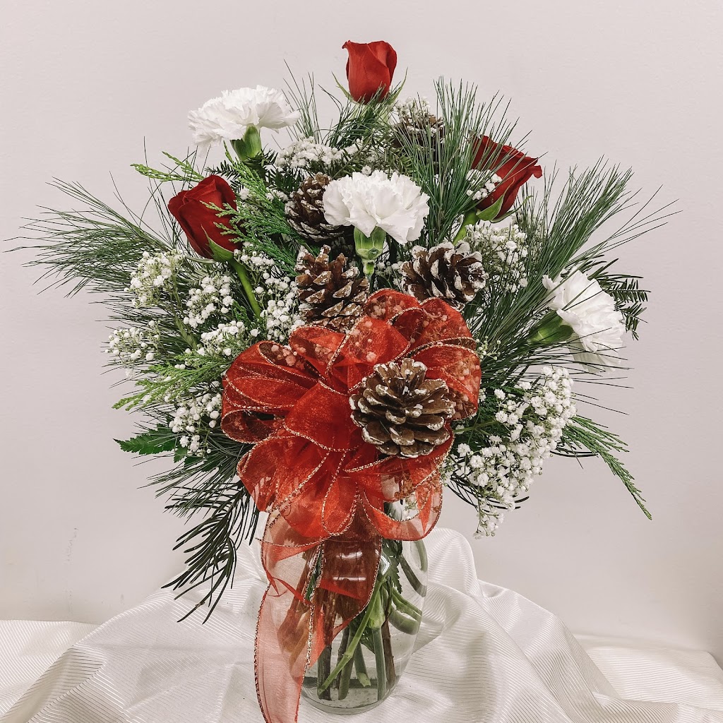 Hagers Flowers & Gifts | 25 W Main St, Gowanda, NY 14070, USA | Phone: (716) 532-4242