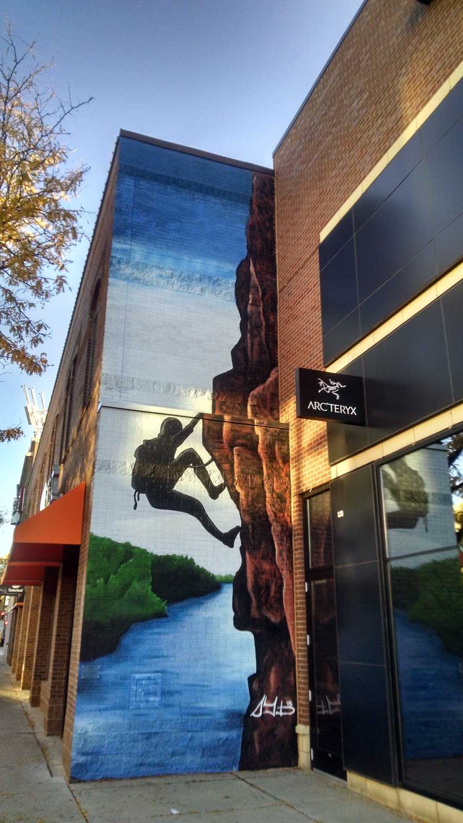 Arcteryx Twin Cities | 145 West Market, Bloomington, MN 55425, USA | Phone: (612) 465-0007