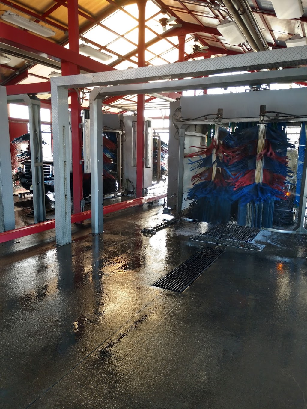 Patricks Car Wash | 2940 Towne Blvd, Middletown, OH 45044, USA | Phone: (513) 236-0340