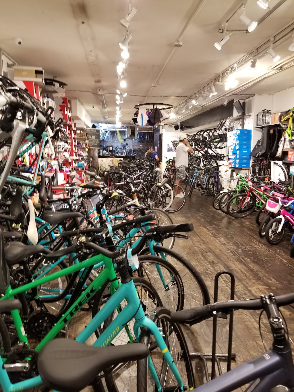 Bicycle Habitat | 228 7th Ave, New York, NY 10011, USA | Phone: (212) 206-6949