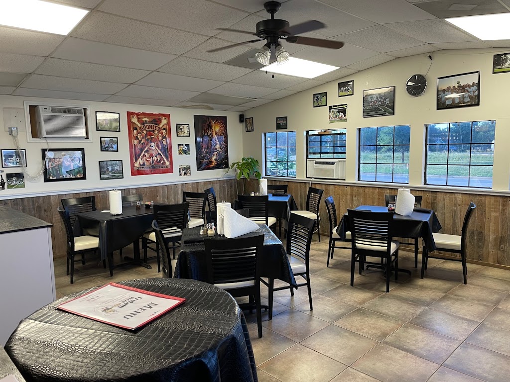 Fratelli Pizza, Coffee, & Gelato | 240 W State Hwy 29, Bertram, TX 78605, USA | Phone: (512) 355-8157