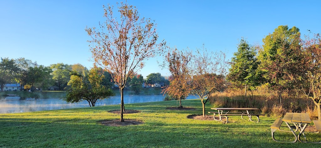 Village Wood Lake Park | 23160 Heatherbrae Way, Novi, MI 48375, USA | Phone: (248) 347-0460