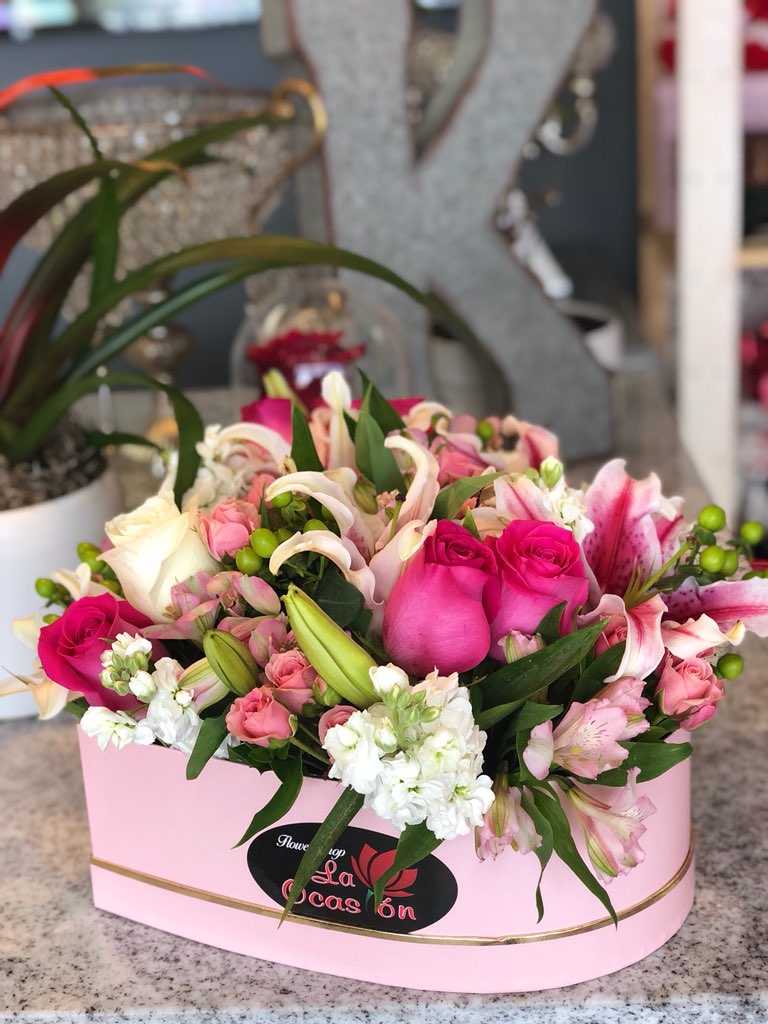 La Ocasion Flower Shop | 2831 W McDowell Rd, Phoenix, AZ 85009, USA | Phone: (602) 872-7270