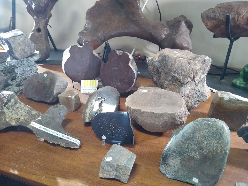 Mammoth Mine Rock Shop | 5470 N Apache Trail, Apache Junction, AZ 85119 | Phone: (480) 773-4311