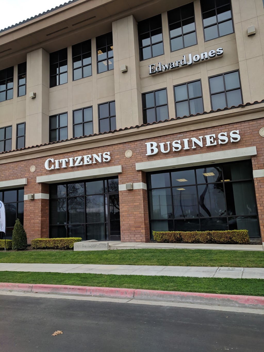 Citizens Business Bank | 2001 Howard Rd #101, Madera, CA 93637, USA | Phone: (559) 664-9222