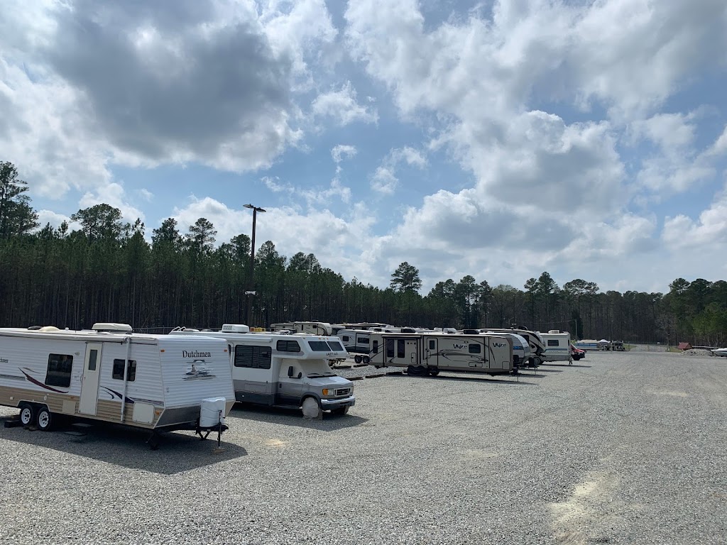 Between The Lakes Boat And RV Storage | 414 New Elam Church Rd, Moncure, NC 27559 | Phone: (919) 335-6650