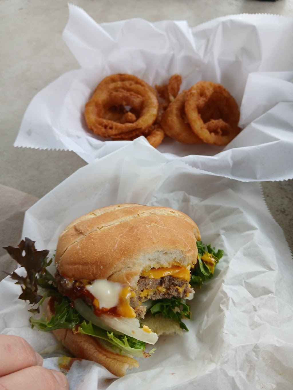 Pilot House on Venice Beach | 101 The Esplanade N, Venice, FL 34285, USA | Phone: (941) 416-3478