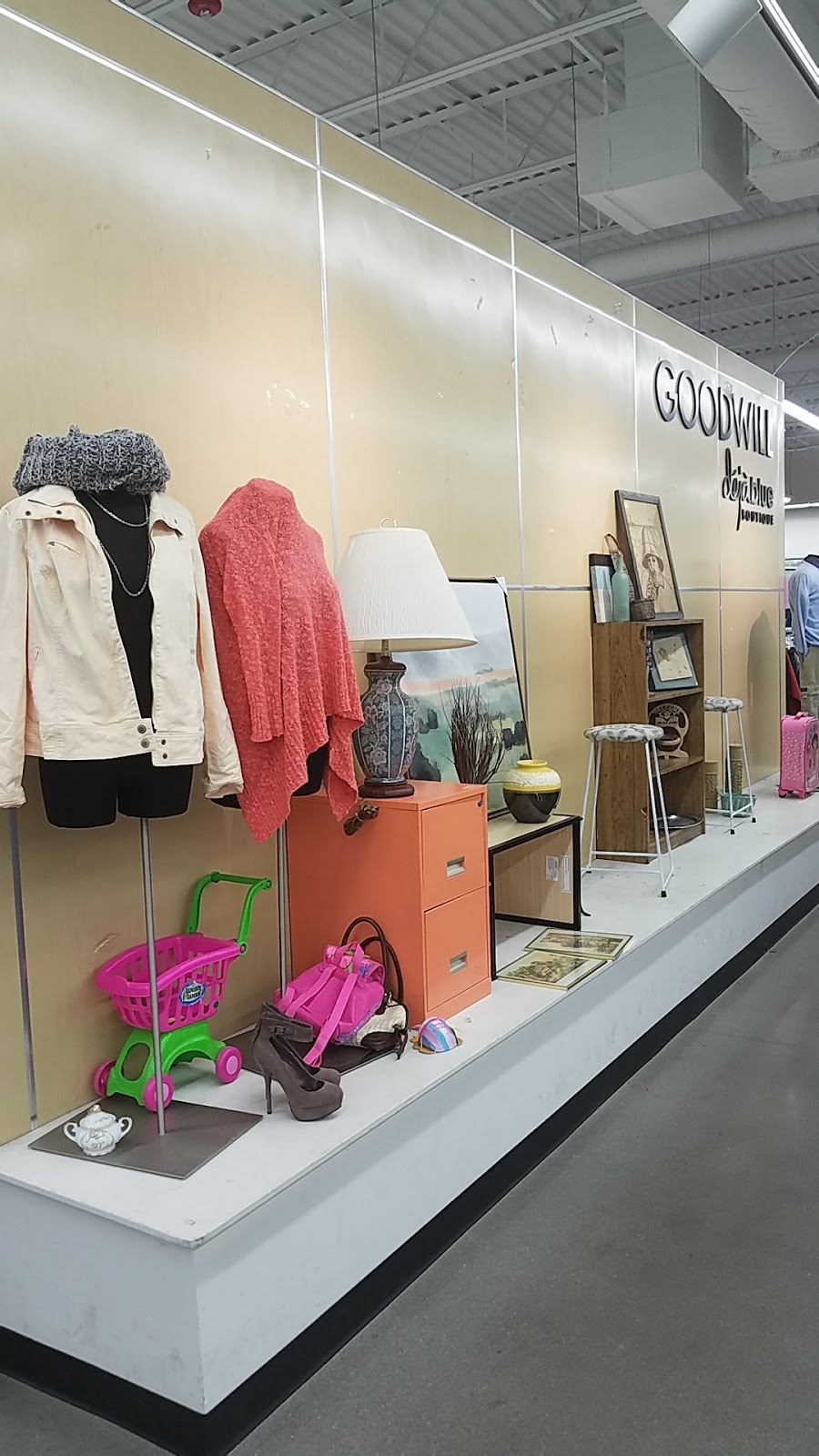 Goodwill Broomfield Store | 4775 W 121st Ave, Broomfield, CO 80020, USA | Phone: (303) 202-3040