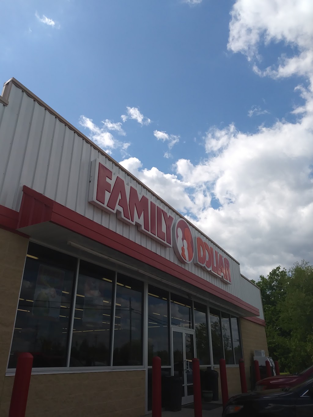 Family Dollar | 1807 S Dixie Blvd, Radcliff, KY 40160, USA | Phone: (270) 390-6014