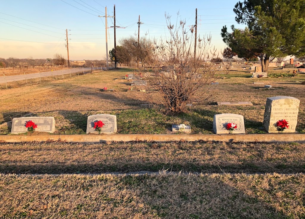 Belew Cemetery | 9500 Belew Rd, Aubrey, TX 76227, USA | Phone: (940) 365-5754