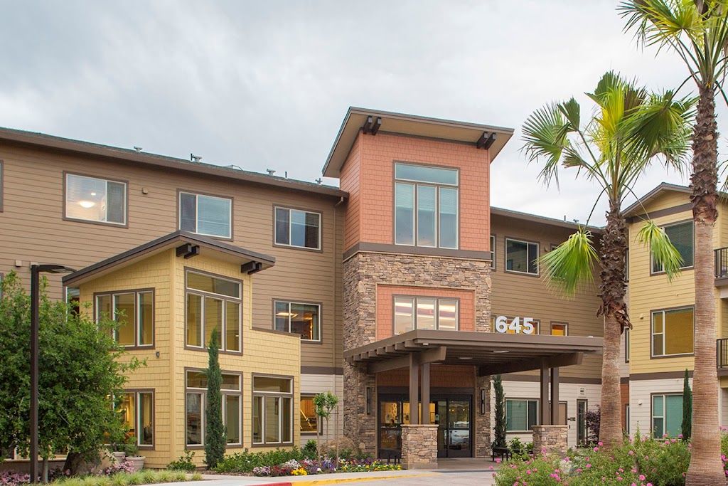 Prairie City Landing, a Tenfold Senior Living Community | 645 Willard Dr, Folsom, CA 95630, USA | Phone: (916) 888-8730