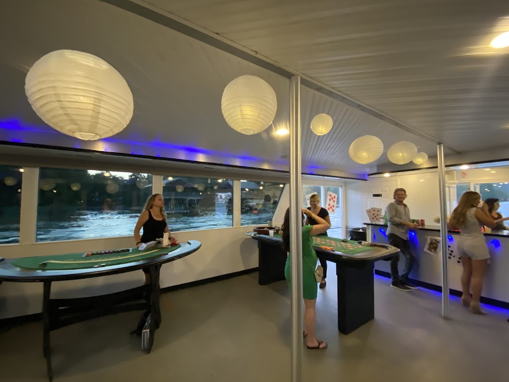 Austin Party Cruises | 2215 Westlake Dr #105, Austin, TX 78746, USA | Phone: (512) 328-9887