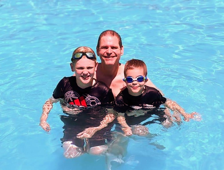 Larsen Pools, LLC | 193 Cunningham Rd, Denton, TX 76208, USA | Phone: (940) 898-8624