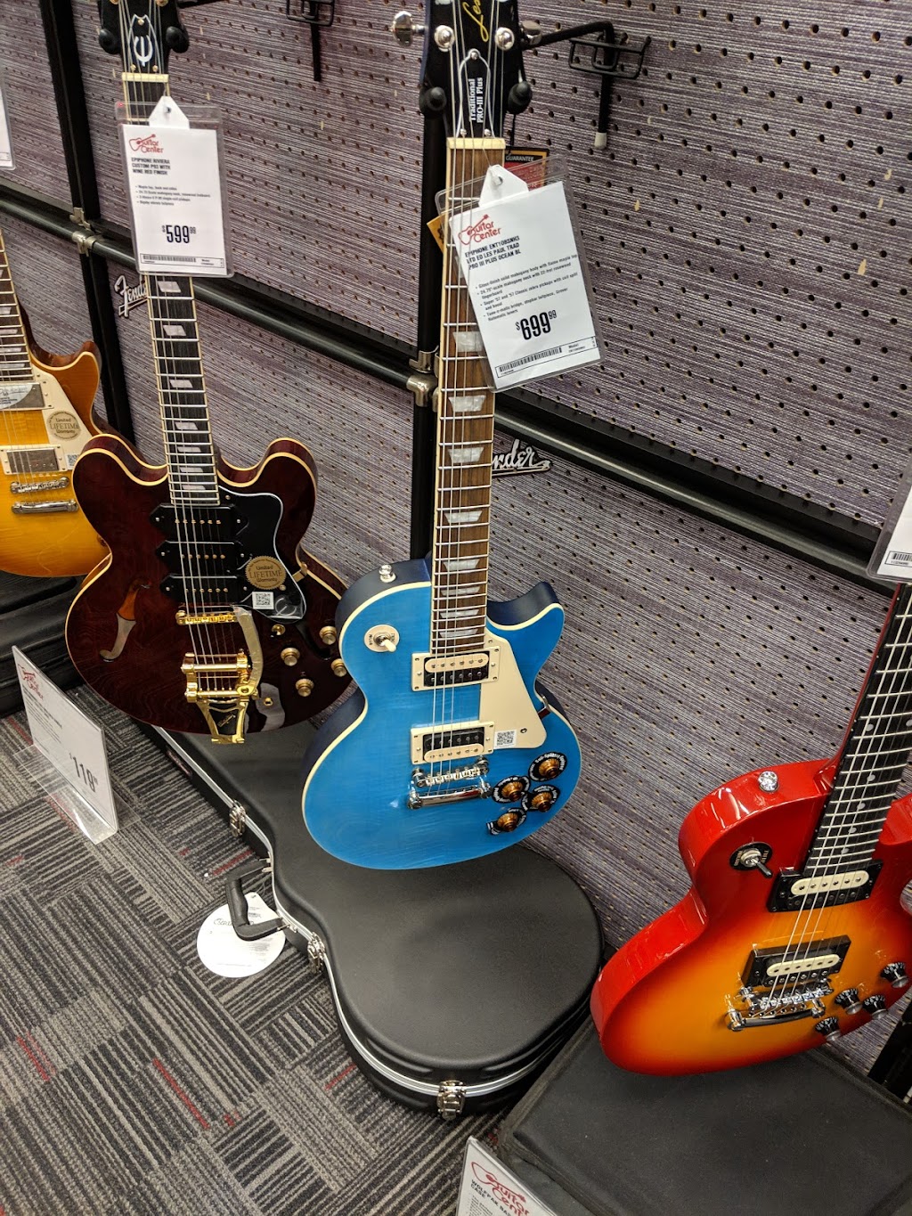 Guitar Center | 2108 E 80th Ave, Merrillville, IN 46410, USA | Phone: (219) 794-1330