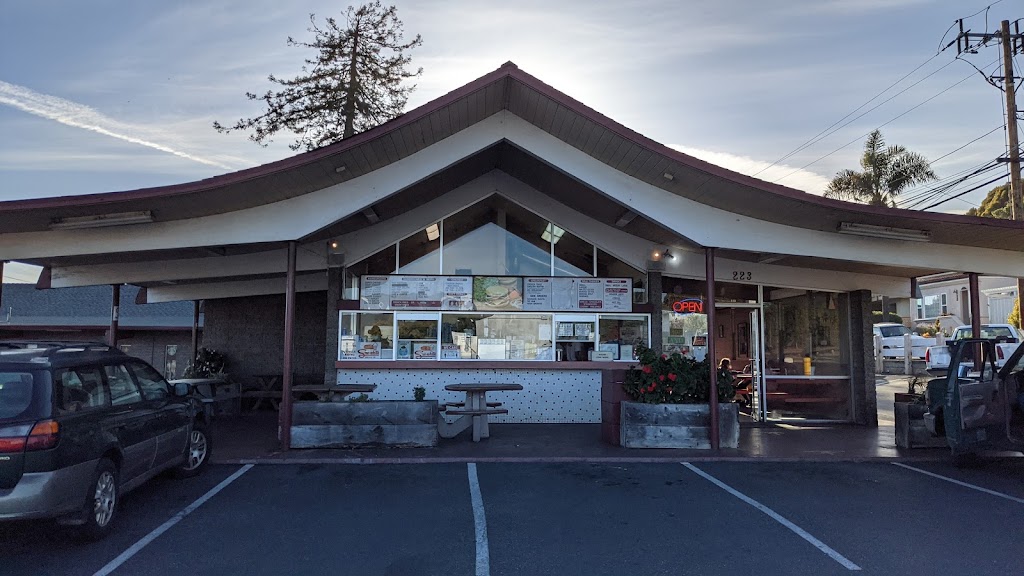 Sno White Drive-In | 223 State Park Dr, Aptos, CA 95003, USA | Phone: (831) 688-4747