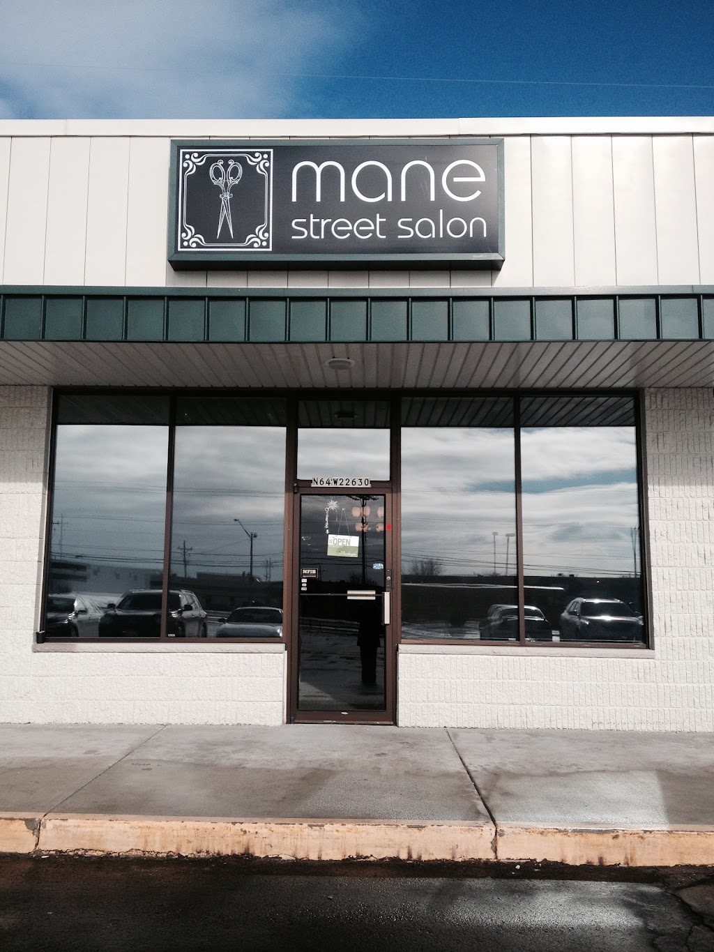 Mane Street Salon | N 64 W 22630 Main St, Sussex, WI 53089, USA | Phone: (262) 246-8485